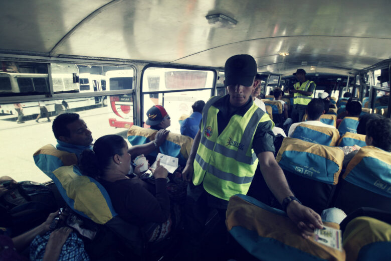alcabalas en buses