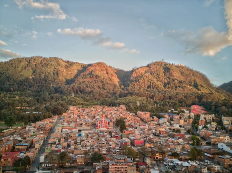 La Macarena y la Perseverancia: una disputa por el derecho a habitar 4 Barrio la Perseverancia | © Harmando Ph.