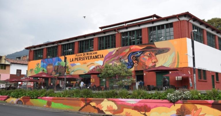 La Macarena y la Perseverancia: una disputa por el derecho a habitar 7 Plaza de mercado La Perseverancia | © Alcaldia de Bogotá